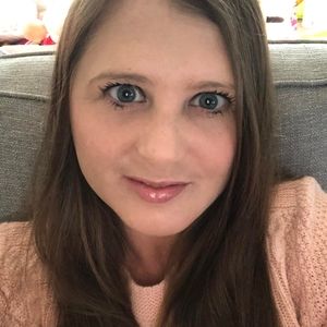 Meet your Posher, Candace